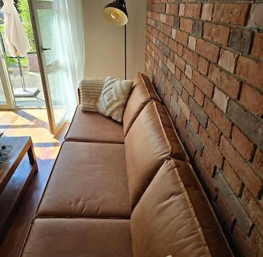 Stilvolles 2 Zi Mit 65qm Und Terrasse Apartman *